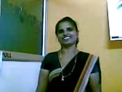 Skinny Chick macht sexfilme ab 40 ein heißes Video