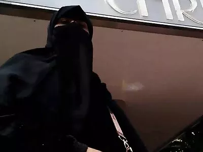 Deepthroat Blowjob kostenlose pornos reife frauen von vollbusiger Brünette