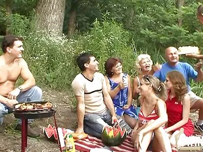 Am Strand seinen reife pornos harten Schwanz lutschen