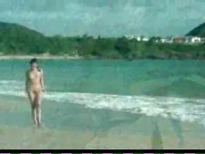 Süße Asiatin hat Sex und pornofilme mit reifen frauen bekommt eine Ladung