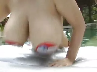 Zierlicher Rotschopf gegen eine 9-Zoll-schwarze kostenlose reife weiber Schlange