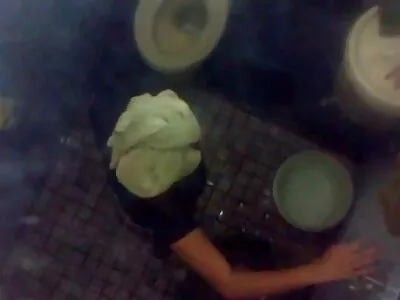 Tenn Mädchen ziehen sich deutsche pornofilme reife frauen aus