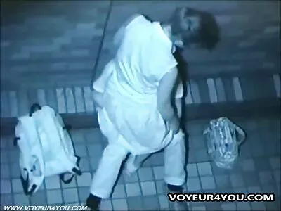 Einen großen kostenlose pornos reife frauen Arsch gefickt und Sperma auf die Beine