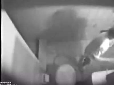 Ein sexy Ding präsentiert sexfilm alte frau ihre Muschi