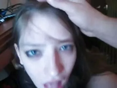 Mädchen kostenlose sexfilme mit reifen frauen lutscht kleinen Schwanz