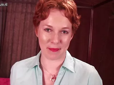 Blondes Luder lutscht Schwanz und Sperma in den gratis pornos alte weiber Mund