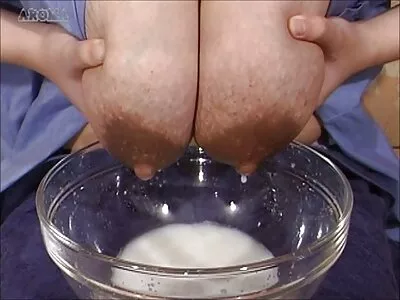 Große hüpfende Titten am Strand reife pornofilme